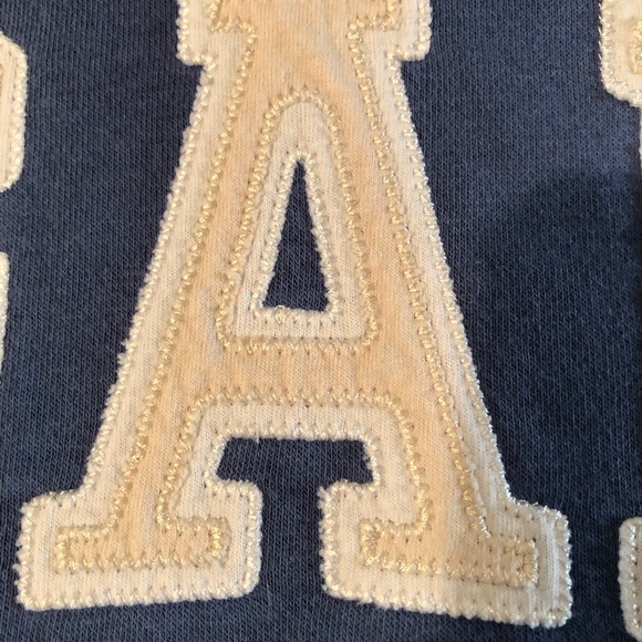 Gap Classic Logo Hoodie - Picture 4 of 5